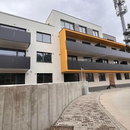 Air-Conditioned 2 Room Apartment, With Terrace, Rovinka 203 Экстерьер фото