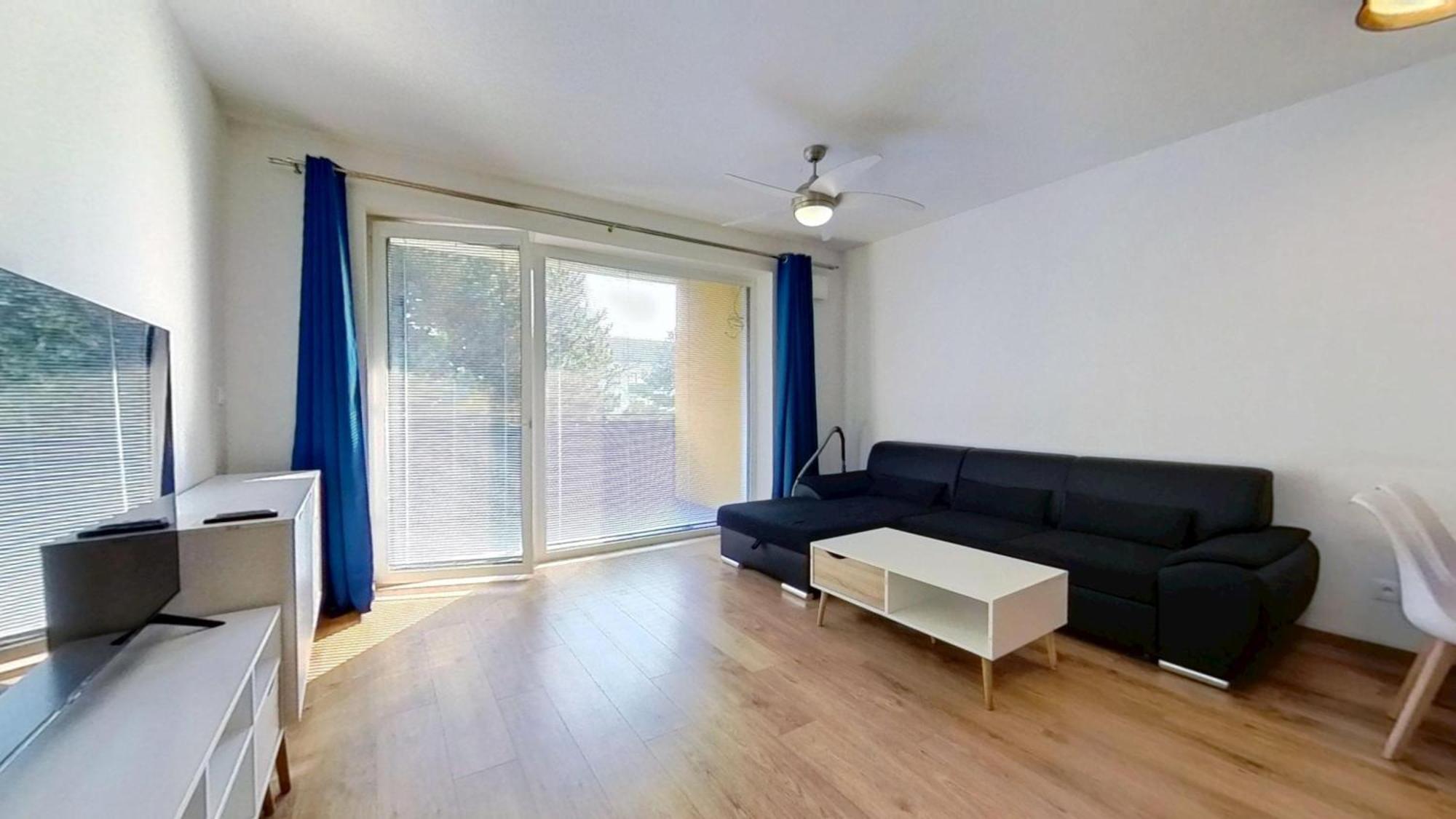 Air-Conditioned 2 Room Apartment, With Terrace, Rovinka 203 Экстерьер фото