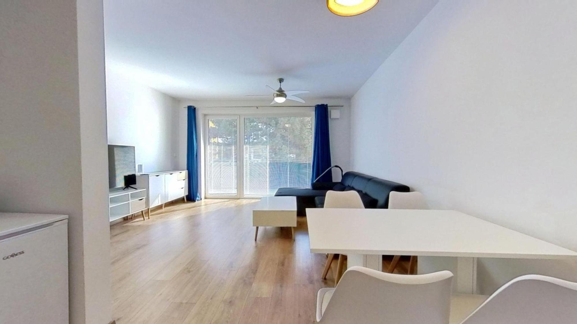 Air-Conditioned 2 Room Apartment, With Terrace, Rovinka 203 Экстерьер фото